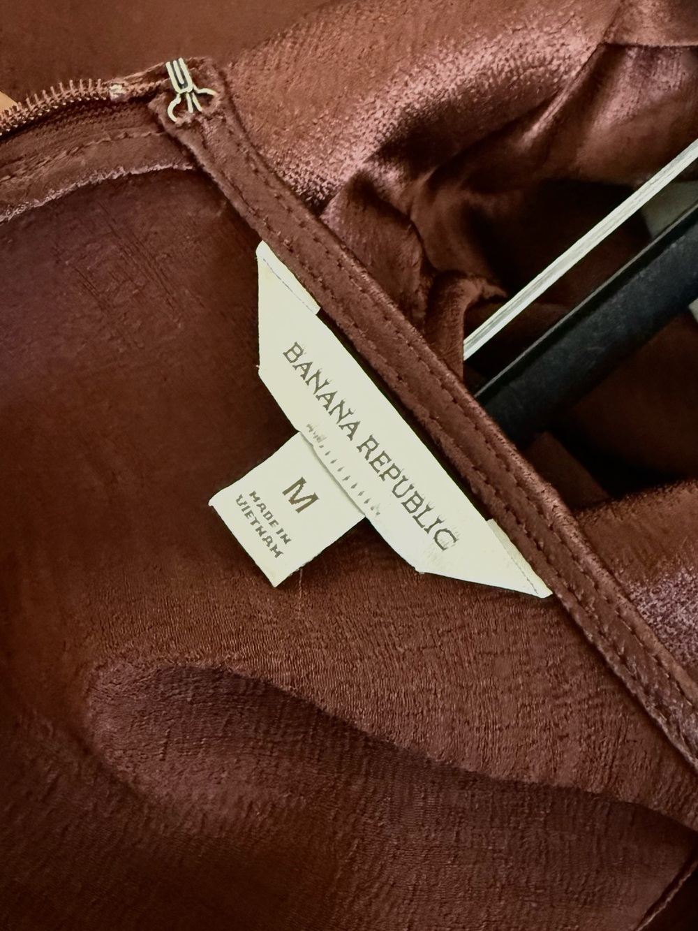 Banana Republic Bronze Hammered Satin Draped Asymmetrical Dress Maxi size M. - Picture 6 of 6